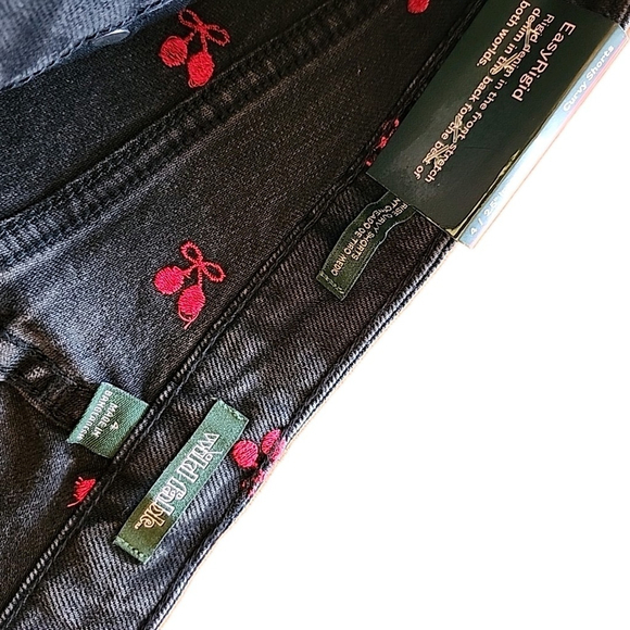 Wild fable black cherry Embroidered high rise shorts size 4/27 Stretch - Picture 4 of 7